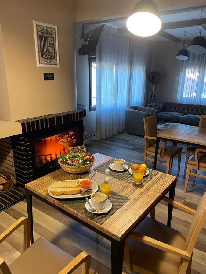 La Casita De El Cuervo Bed & Breakfast Ngoại thất bức ảnh
